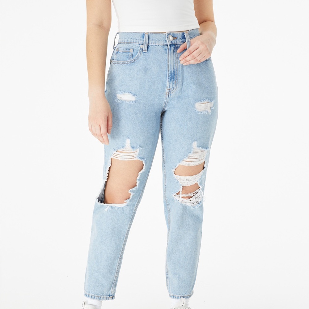 Aeropostale Slim & Thick Curvy Mom Jean